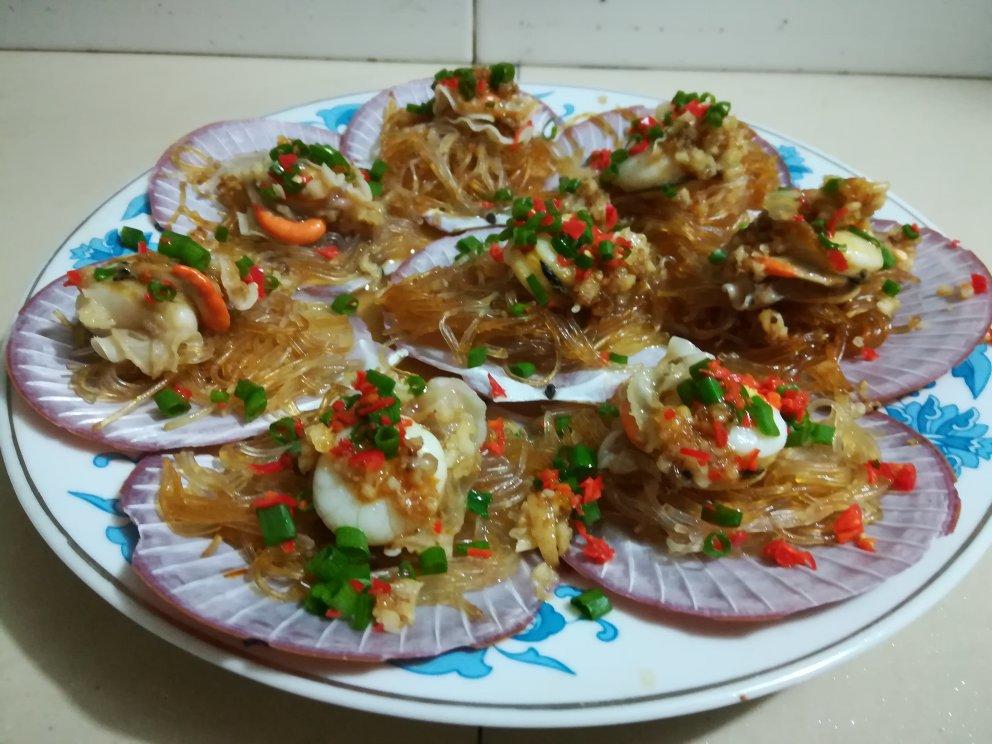 蒜蓉粉丝蒸扇贝