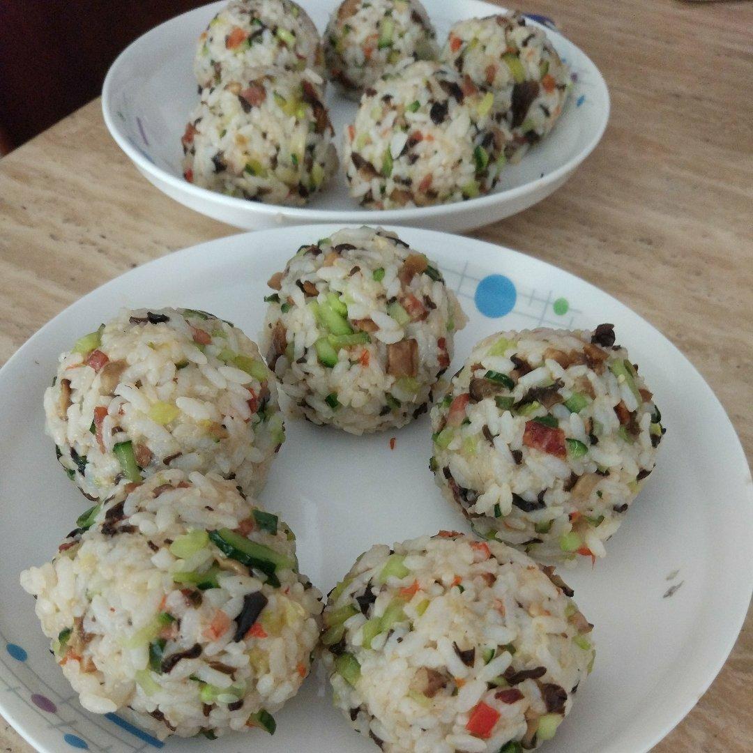 心情饭团