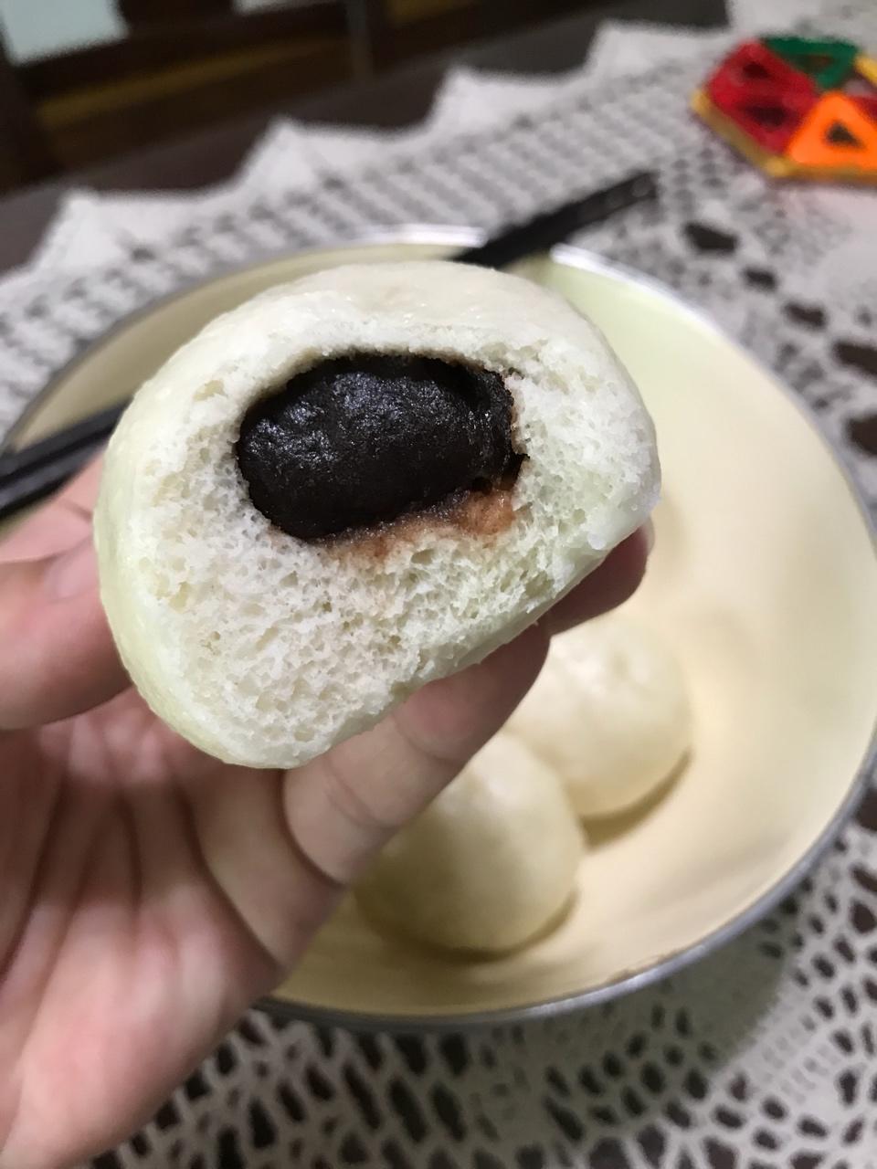 豆沙包