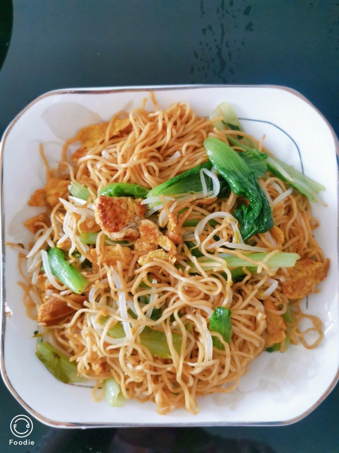 家庭式炒面（少油少盐）
