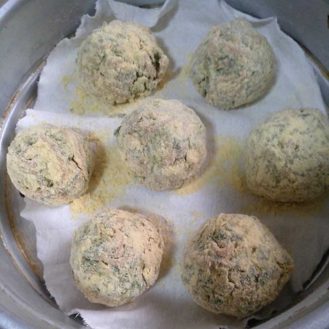 （减脂）玉米面菜团子