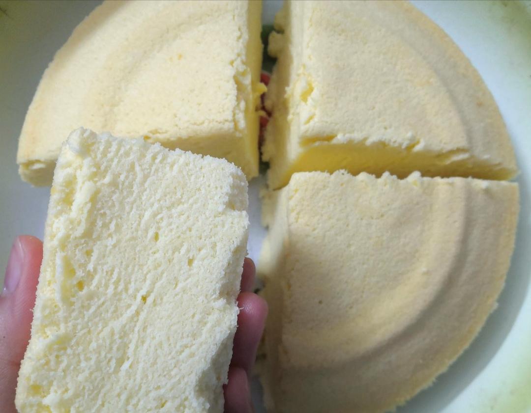 不用烤箱不用打蛋器的家庭蒸蛋糕！