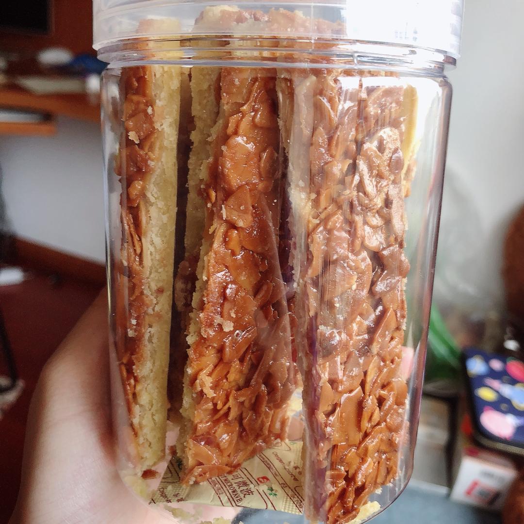 轻奢派—弗罗伦丹焦糖杏仁饼干