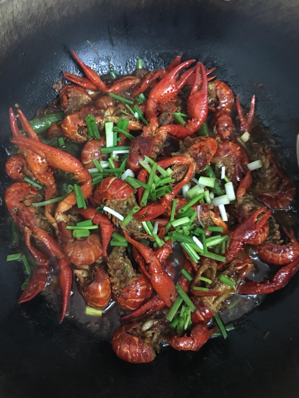 香辣小龙虾-超详细处理干净步骤！