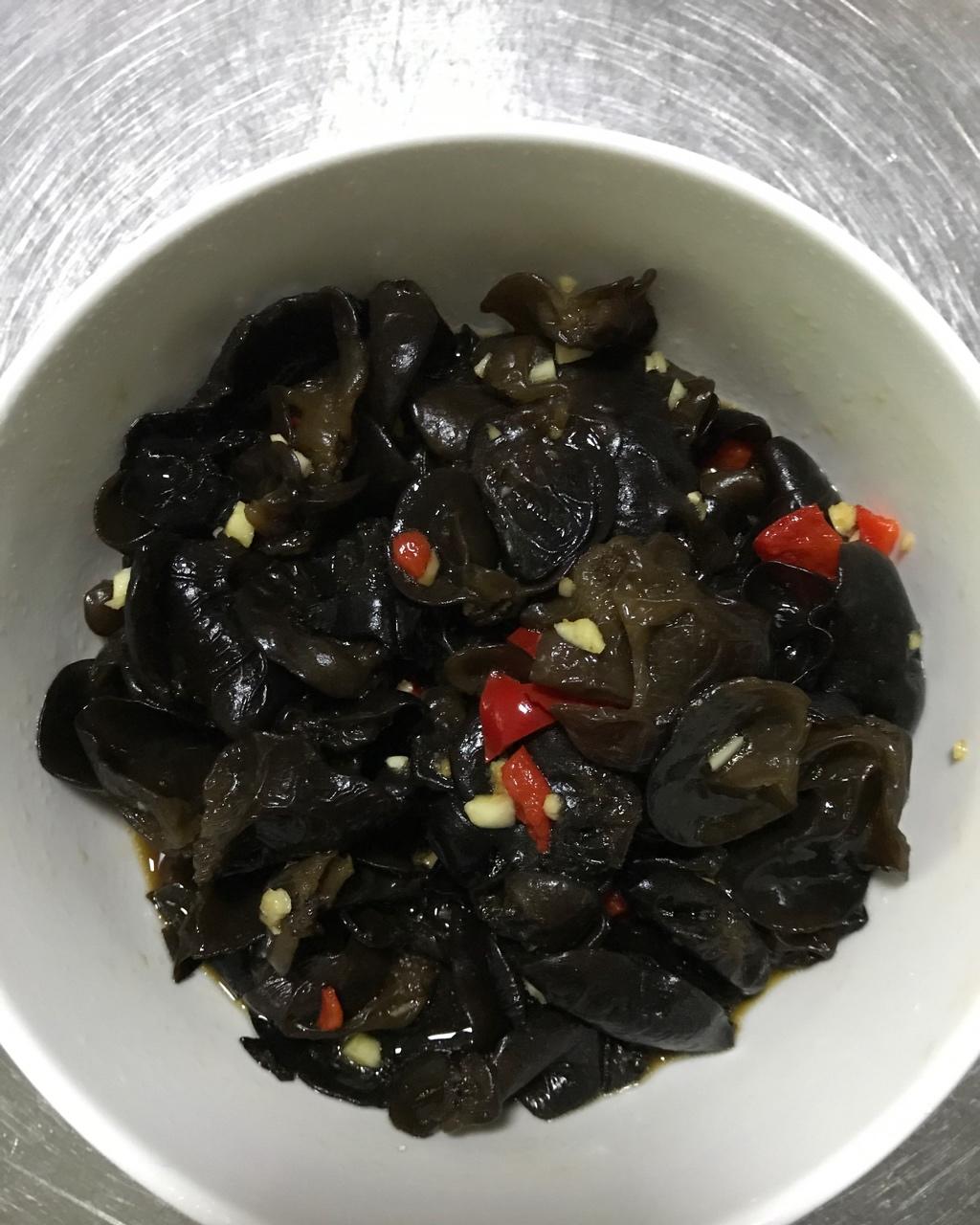 爽口拌木耳