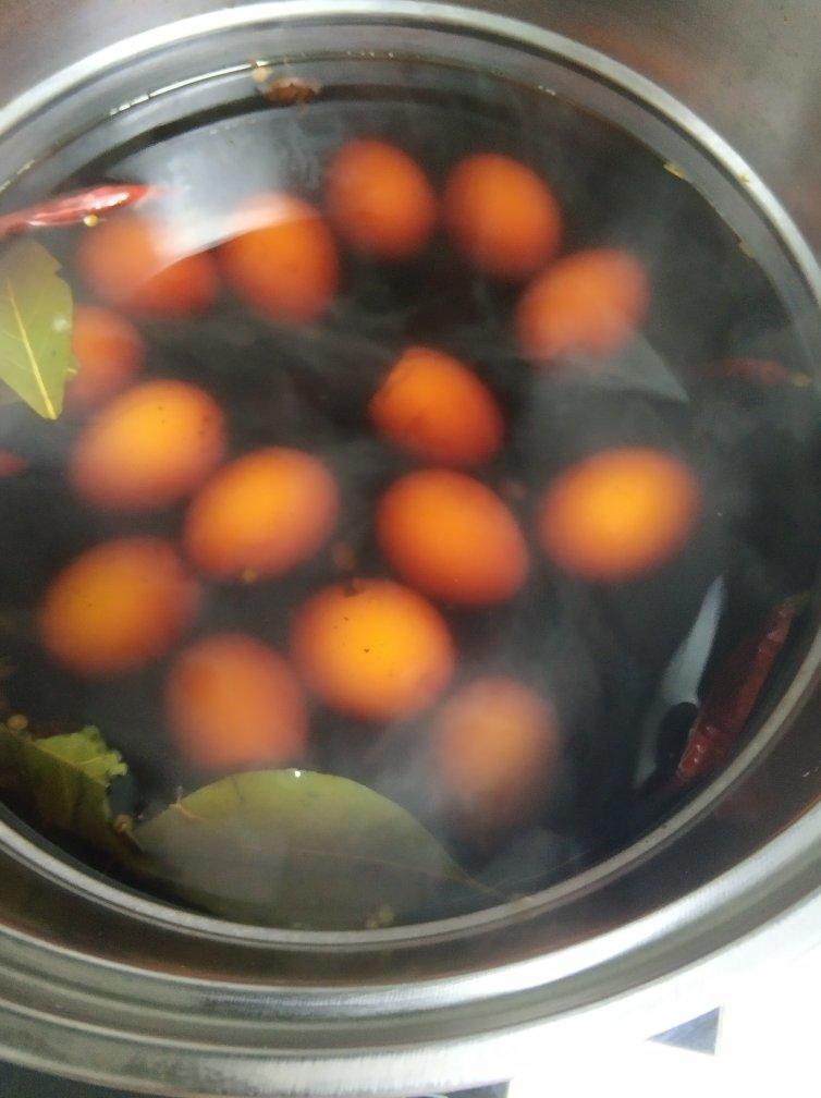 卤蛋一点都不逊