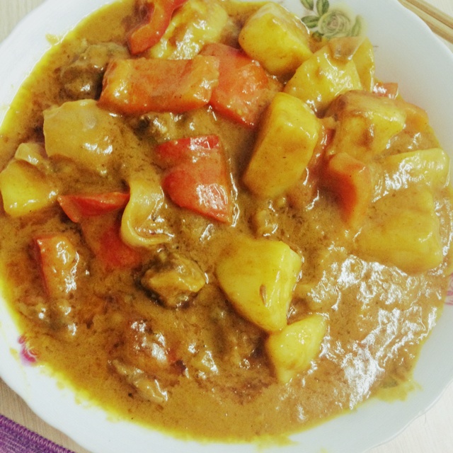 咖喱牛腩