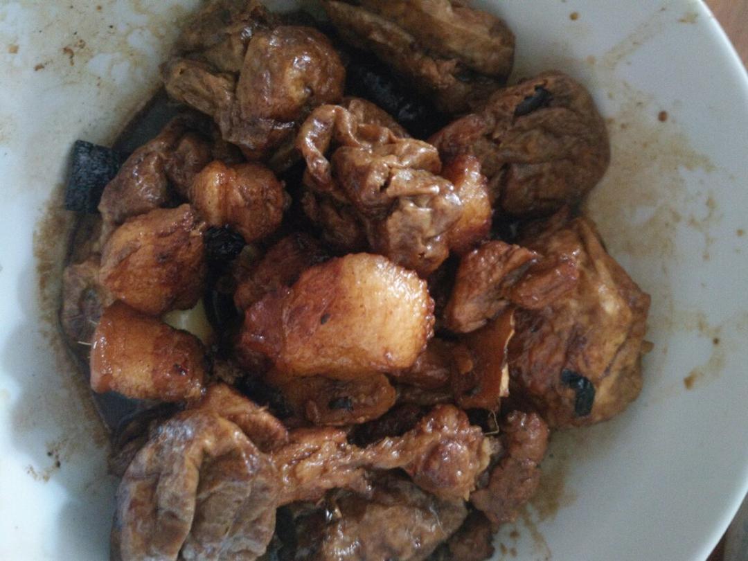 油豆腐烧肉