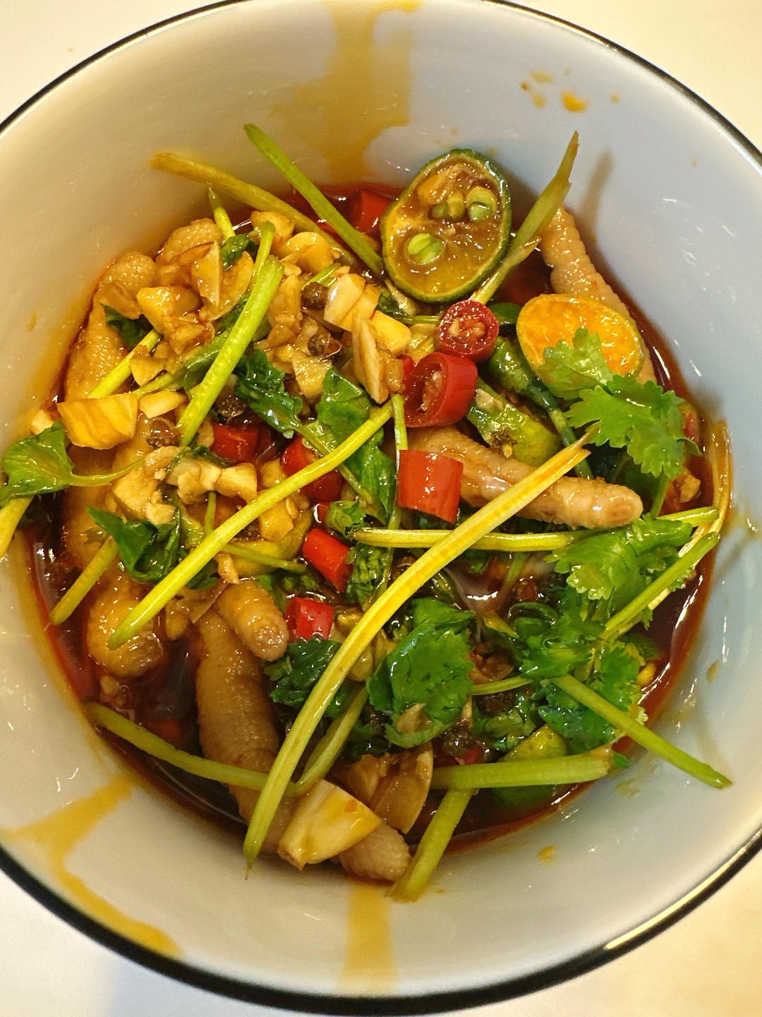 酸辣鸡脚