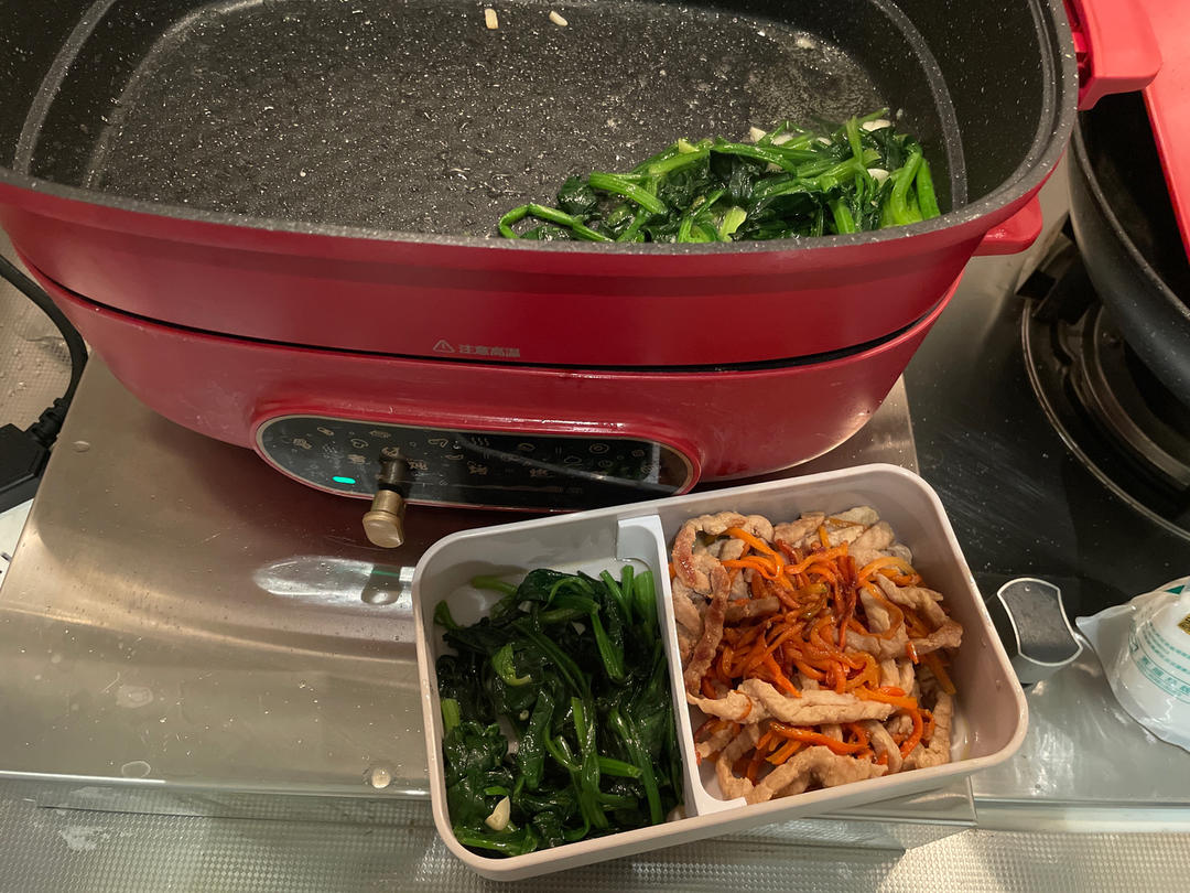 不涩口又嫩的清炒菠菜