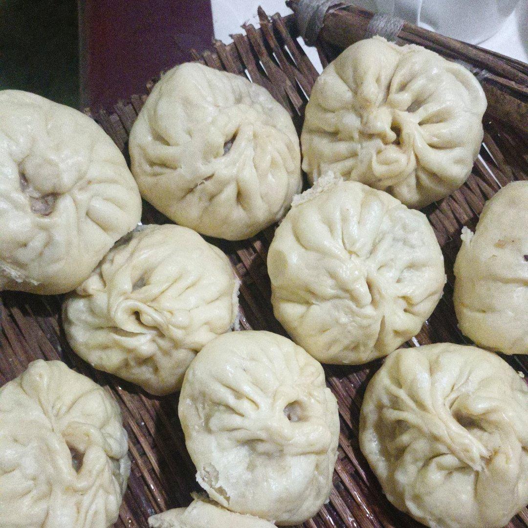 肉包子汁多肉嫩