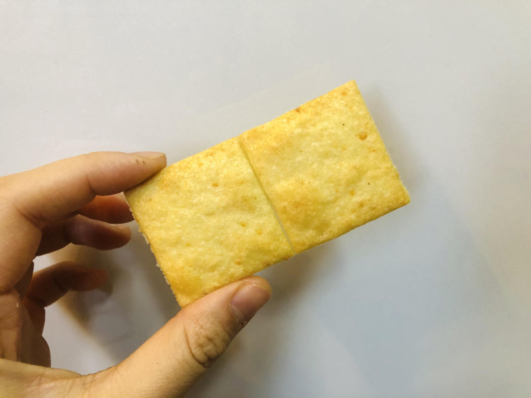 废弃酵种造起来-香葱苏打饼干