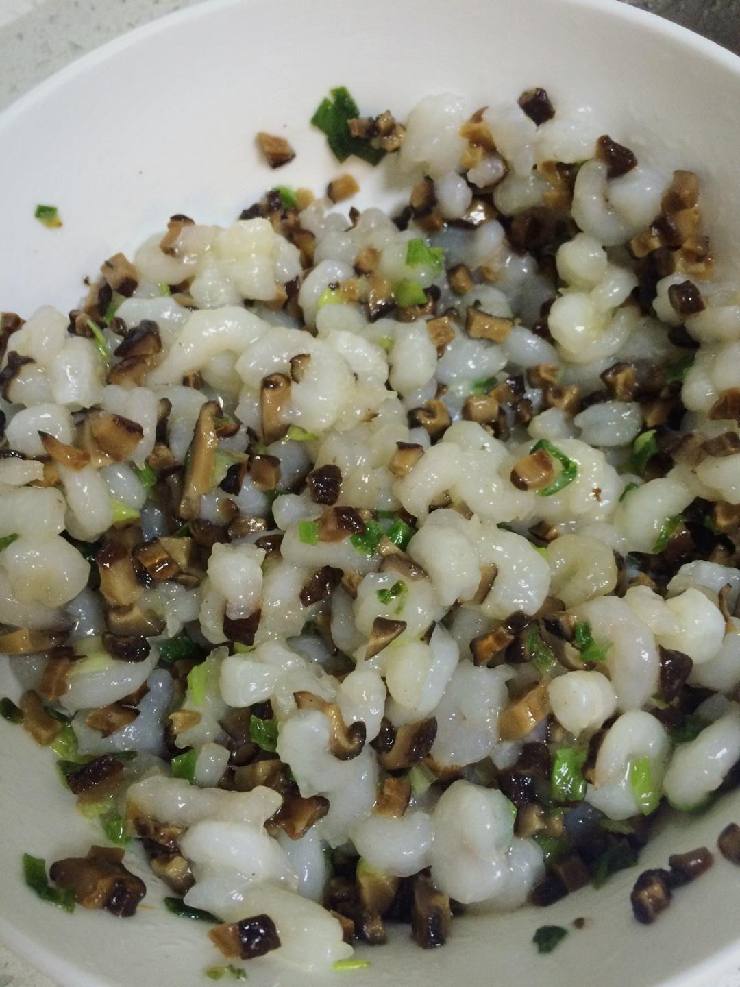 虾仁水饺的做法