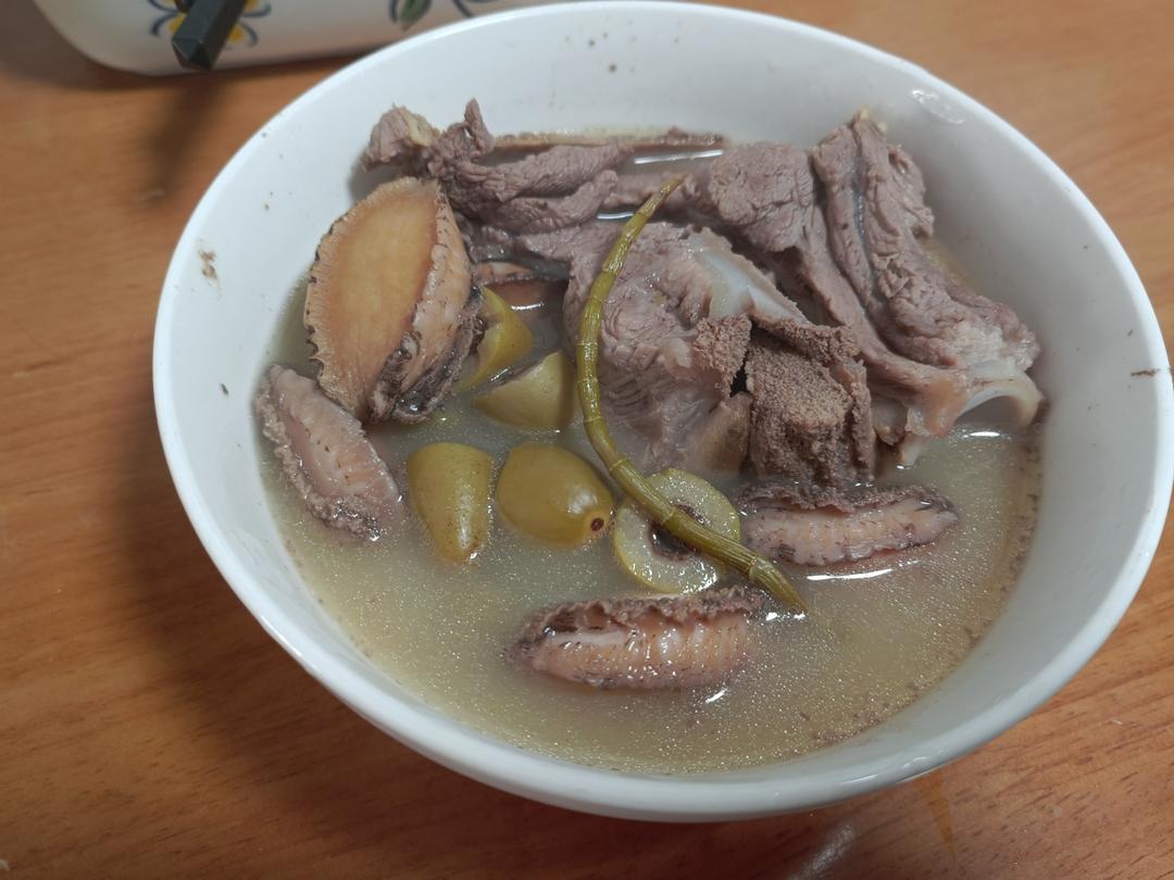 最适合秋季润肺止咳的汤/鲍鱼橄榄石斛汤
