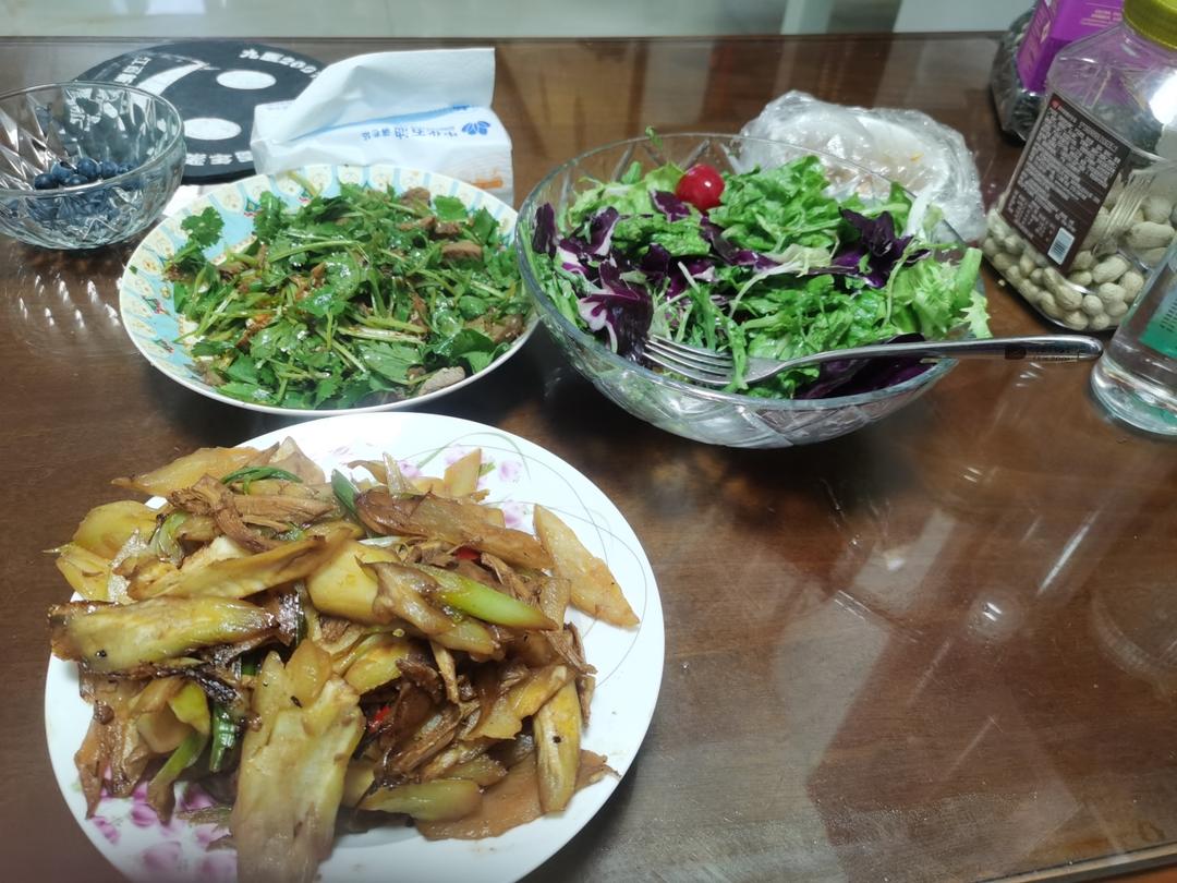 丈母娘吃了都夸的凉拌香菜牛肉