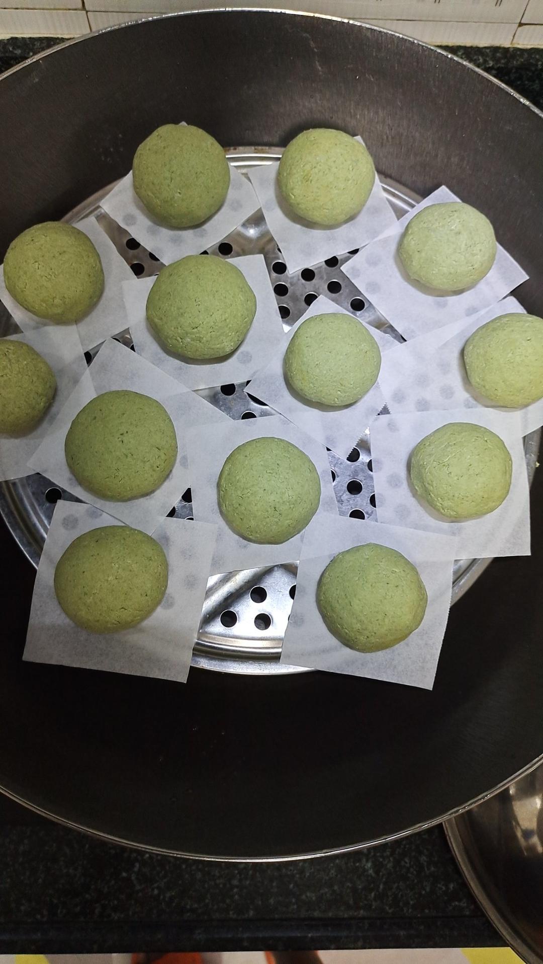 咸蛋黄肉松青团（艾糍）