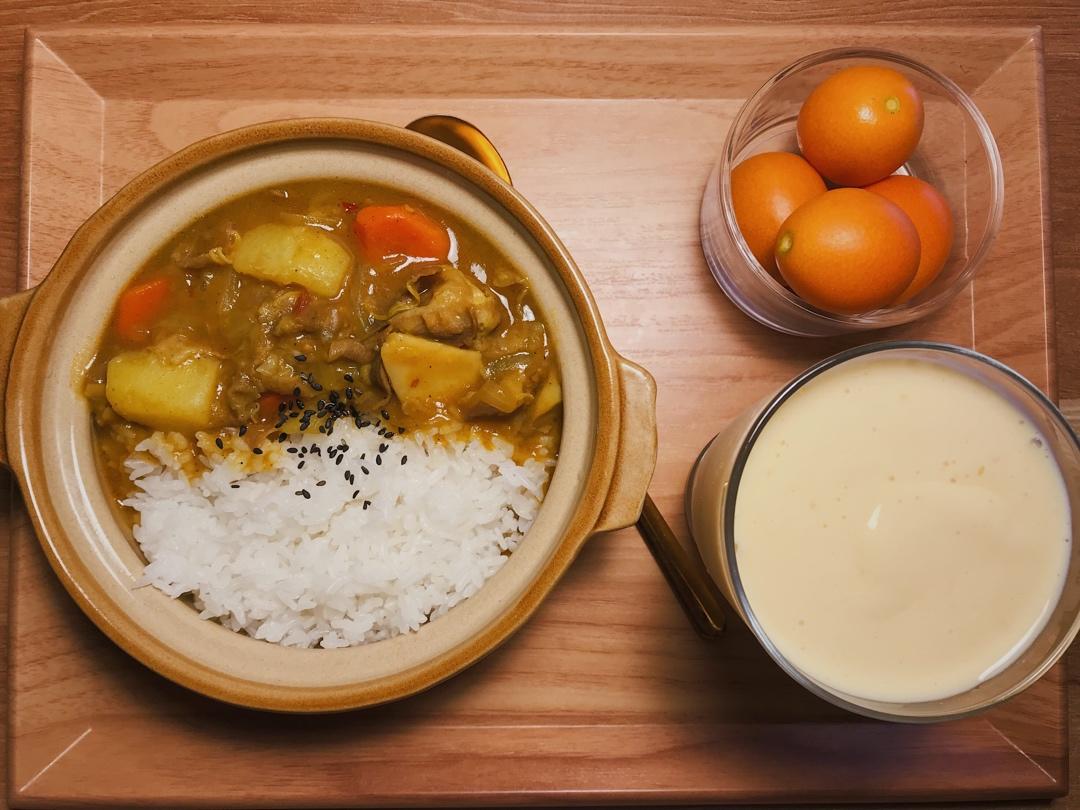 咖喱猪排饭（白钟元）