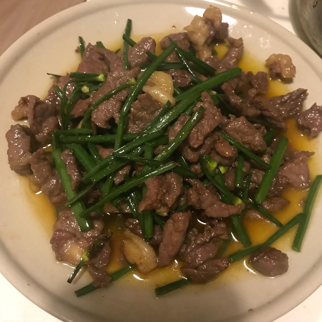 韭菜花炒牛肉（快手家常菜）