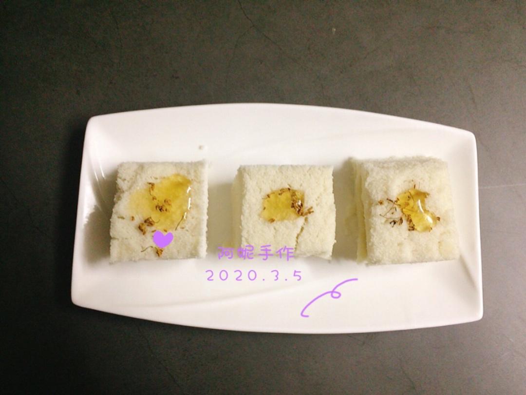 桂花糕，中式小点心，糯米糕，劣狐狐