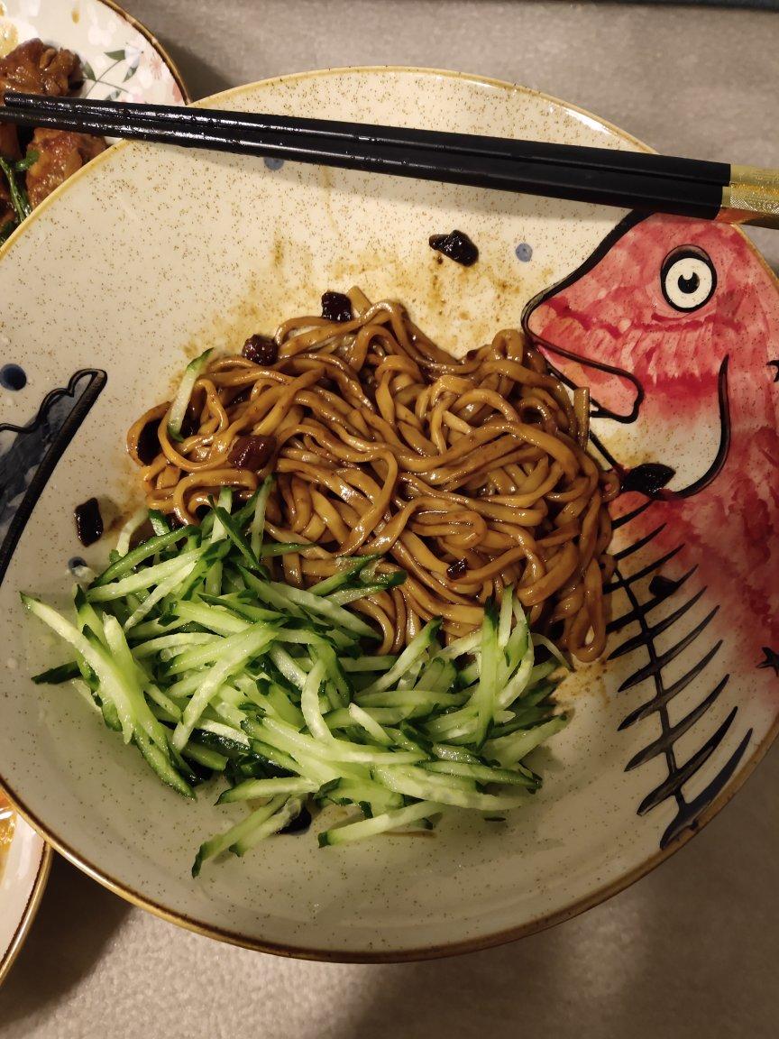 堂妈小厨——韩式炸酱面