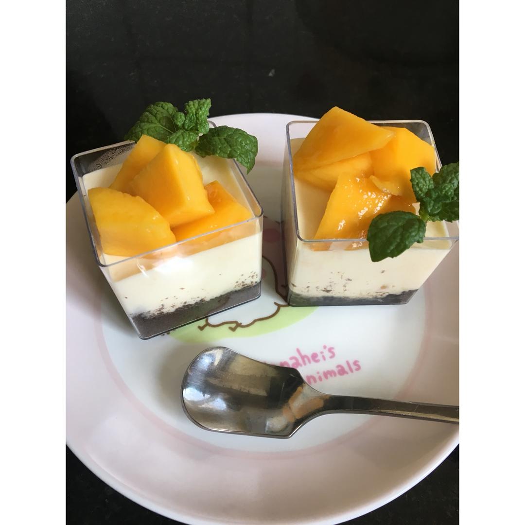 芒果慕斯杯