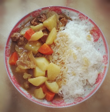 日式咖喱牛肉饭