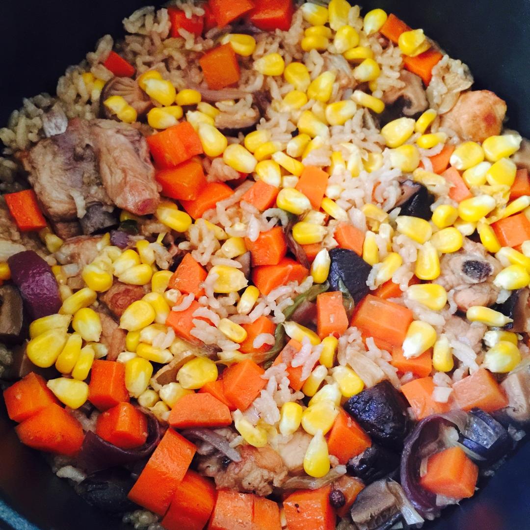 喷香排骨焖饭（爆好吃）