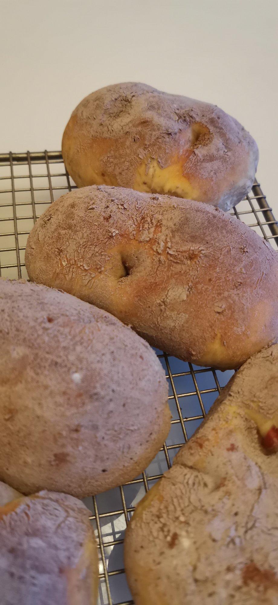 《Tinrry+》仿真土豆面包