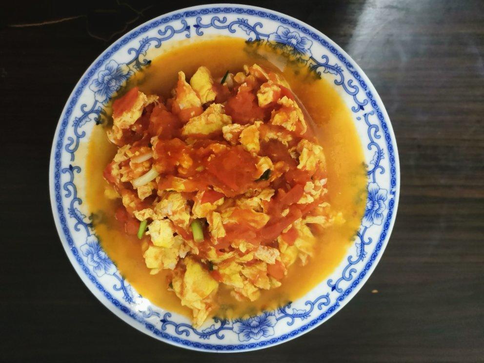 西红柿炒鸡蛋时，多加这一步，鸡蛋香嫩又入味