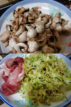 石斛花肉片炒蘑菇的做法 步骤1