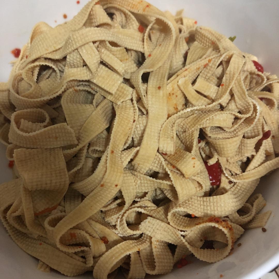 不炸不炒不凉拌的豆腐皮