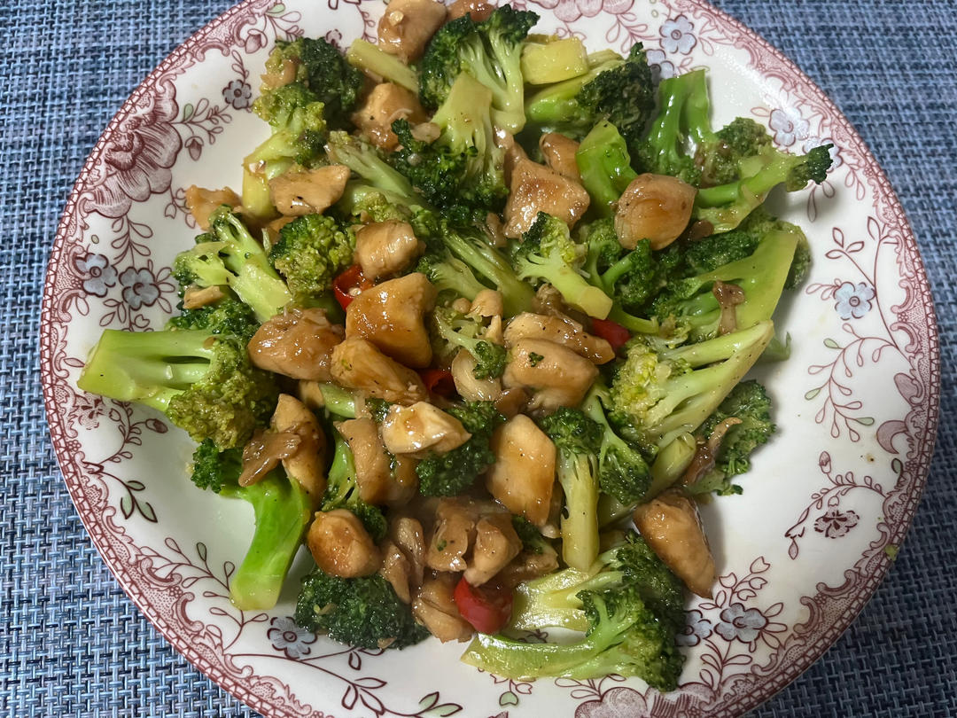 西蓝花炒鸡胸肉