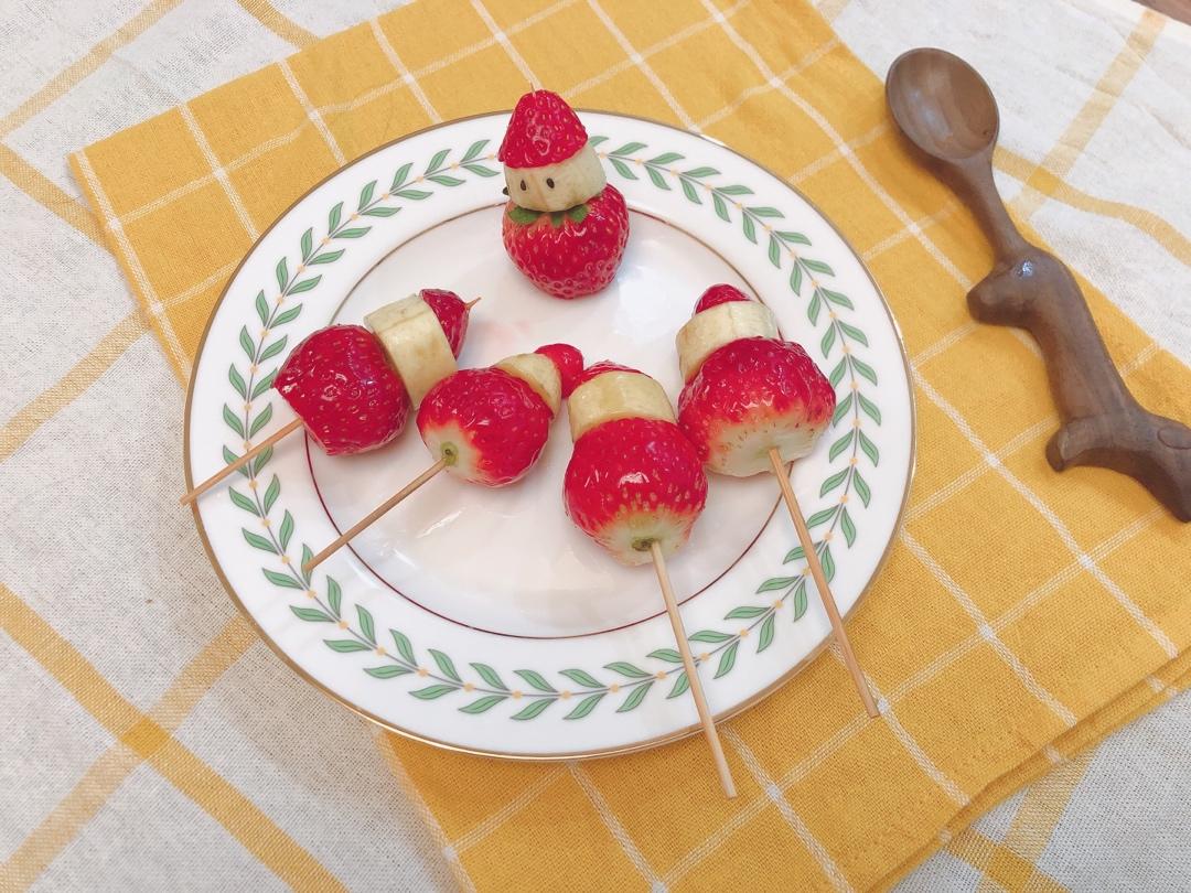 草莓圣诞老人冰糖葫芦