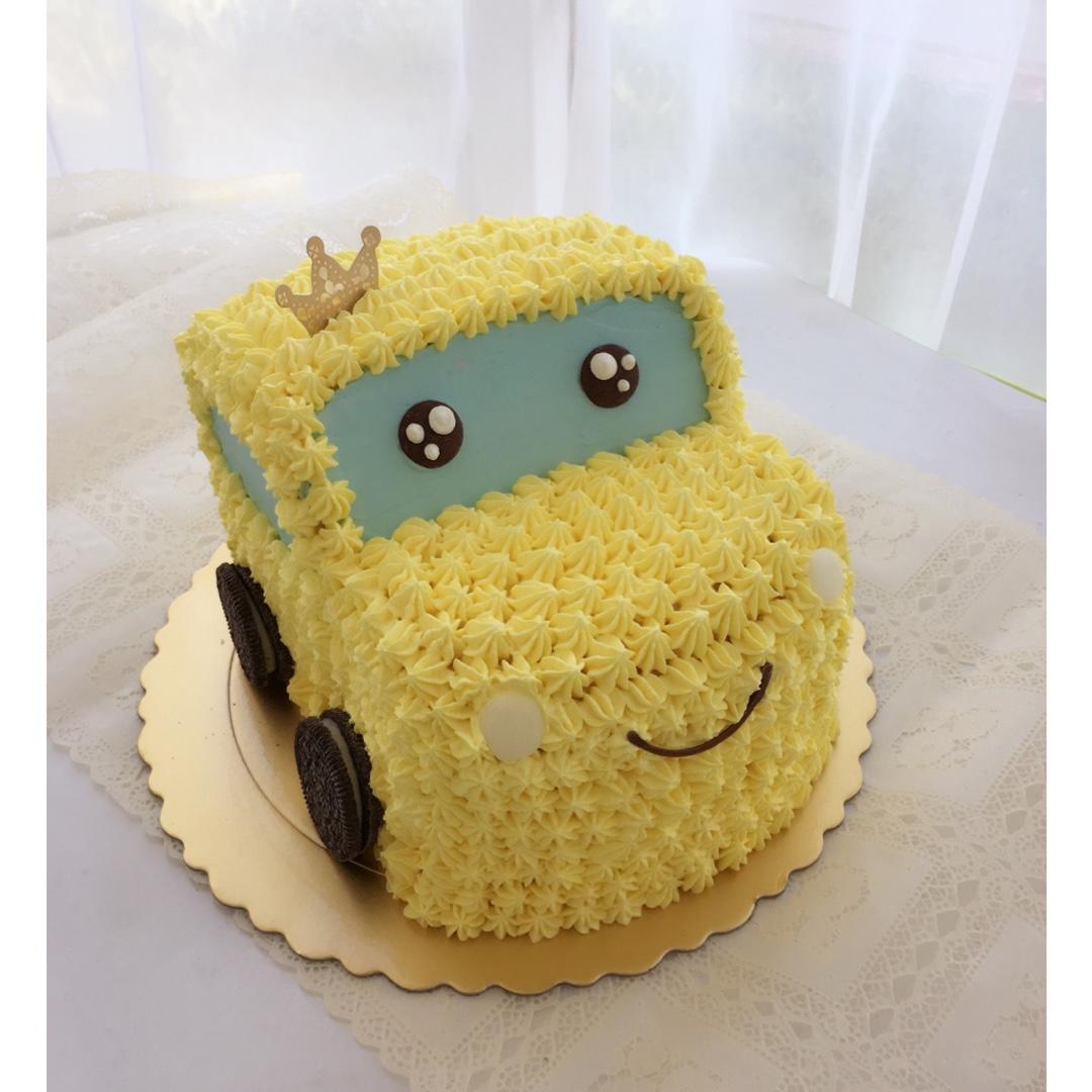 sissizc做的鲜奶油小车蛋糕