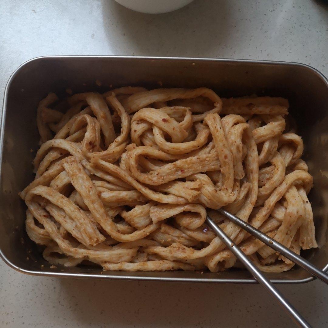 『凉』麻酱牛筋面