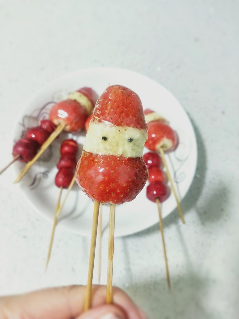 0失败！🎄圣诞节甜品｜超可爱的草莓雪人糖葫芦