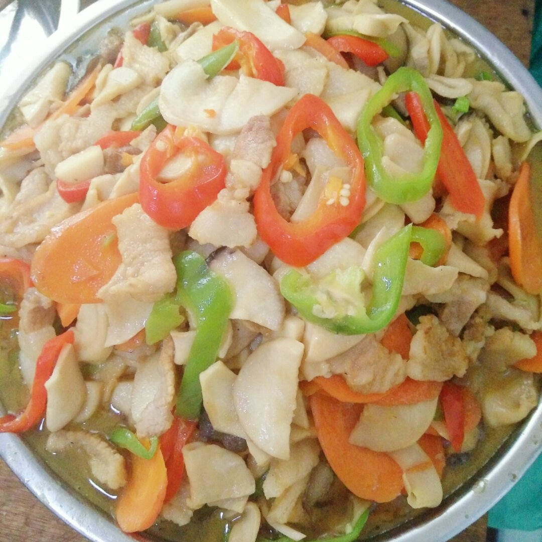 杏鲍菇炒肉片
