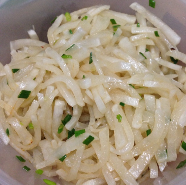 凉拌白萝卜丝
