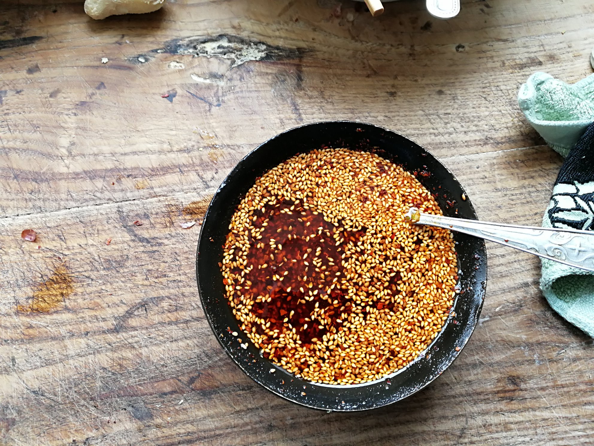 陕西米皮的调料系列：3 米皮必杀技神奇辣子油