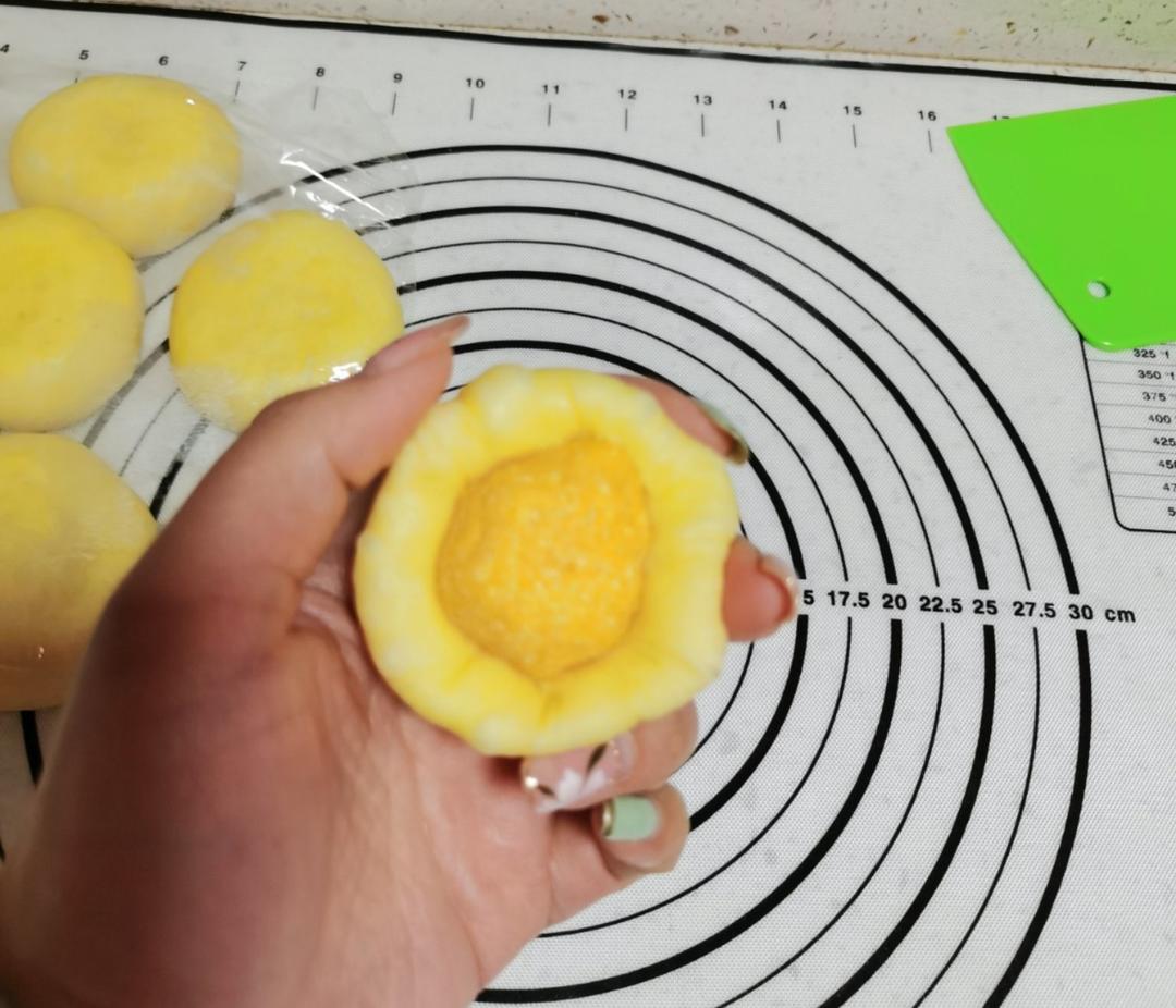 蝴蝶结🎀面包（南瓜泥椰蓉馅）