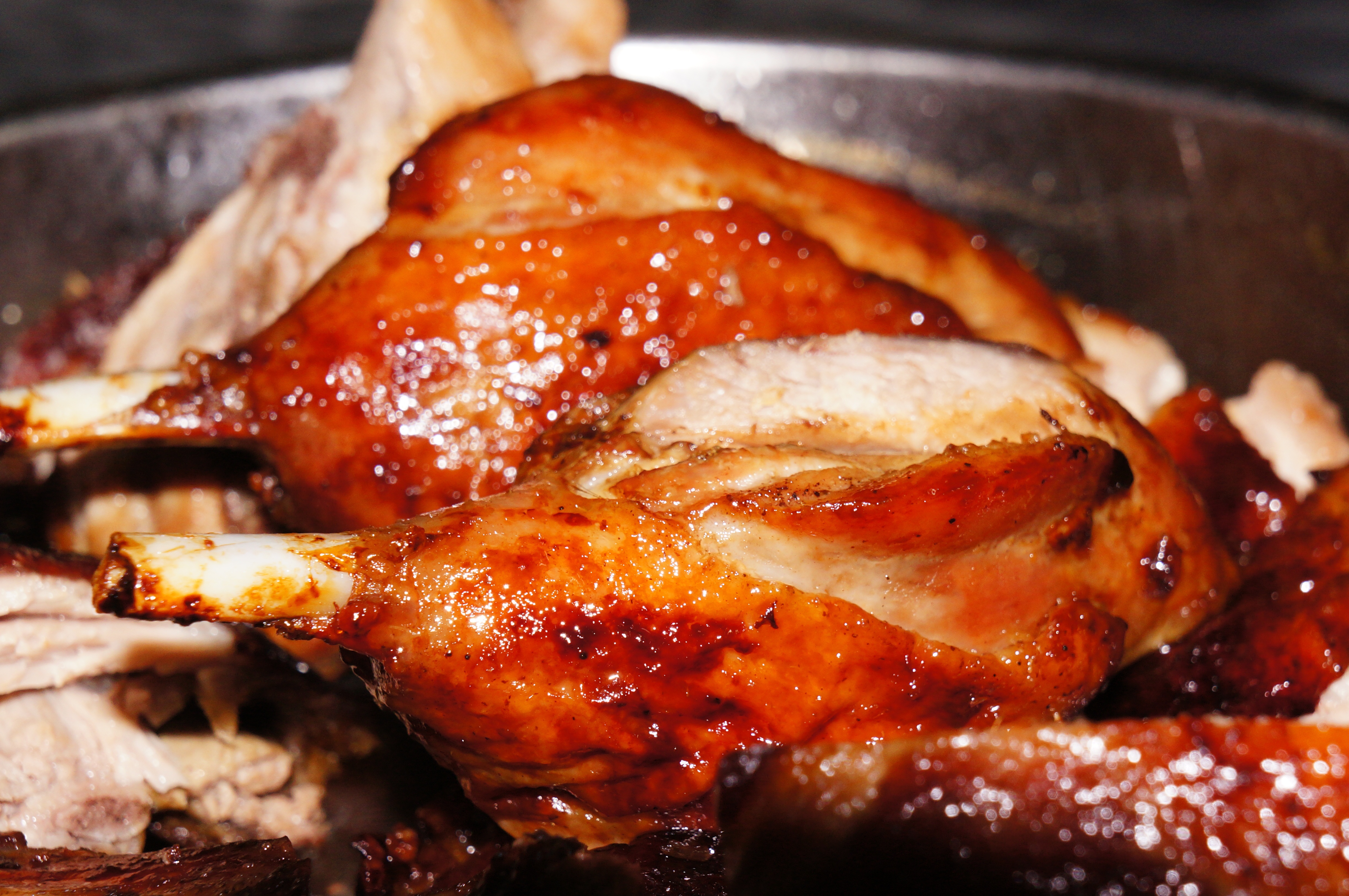 水果篮做的叉烧烤鸭腿