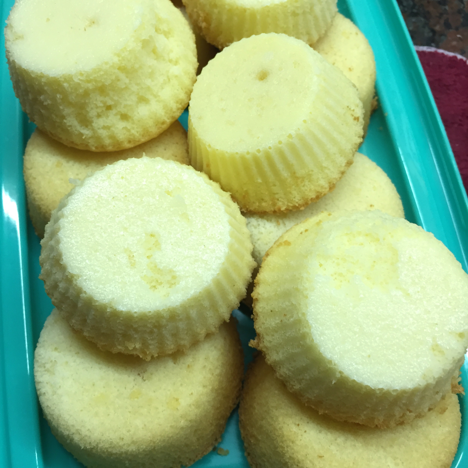 消耗淡奶油之作——淡奶油小蛋糕