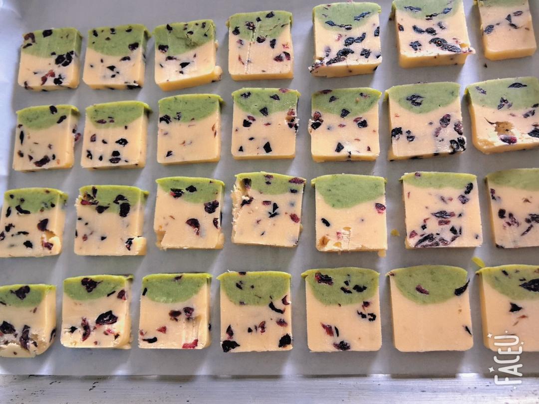 双色蔓越莓饼干
