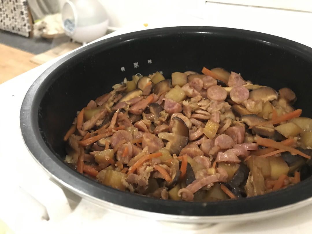 广式腊味焖饭-好吃到人生升华