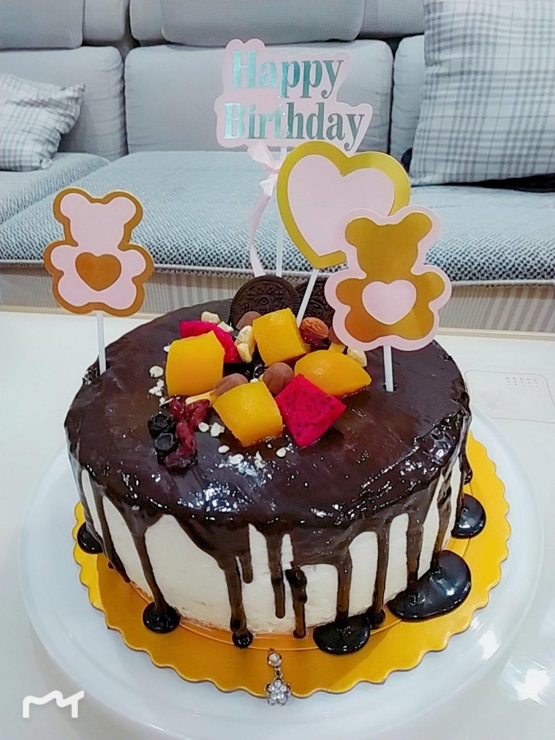 巧克力镜面淋酱<熊谷裕子>--让甜点穿上光泽亮丽的淋面外衣