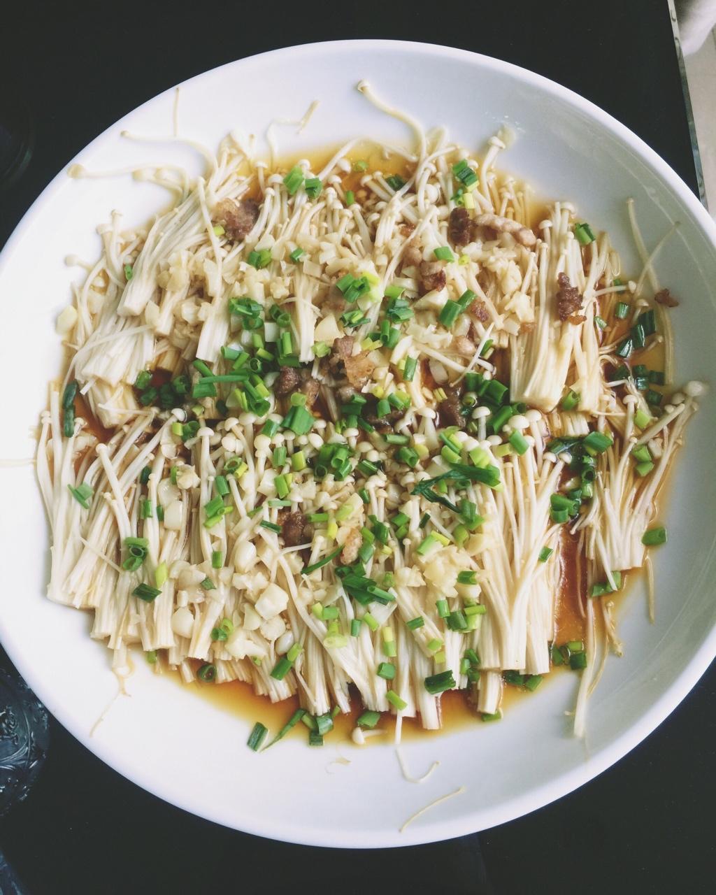 蒜蓉蒸金针菇