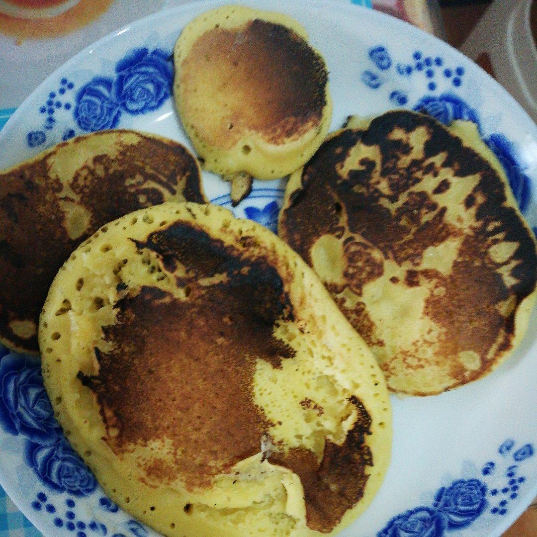 【减脂早餐】无油香蕉松饼（超简单）