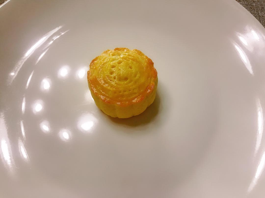 超详细图解版--流心奶黄月饼