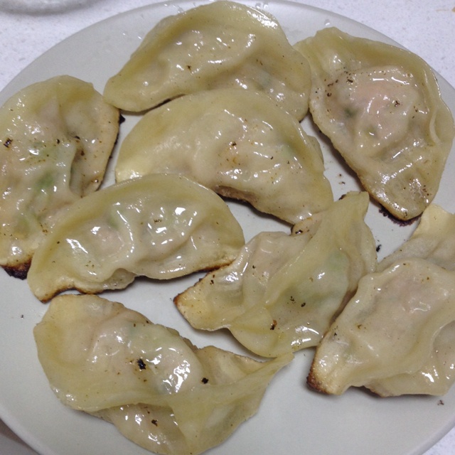 锅贴饺子
