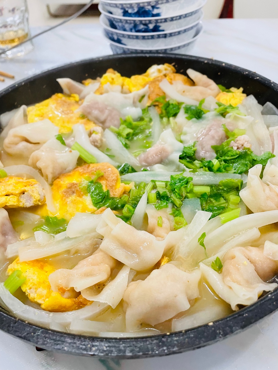蛋饺炖萝卜的做法